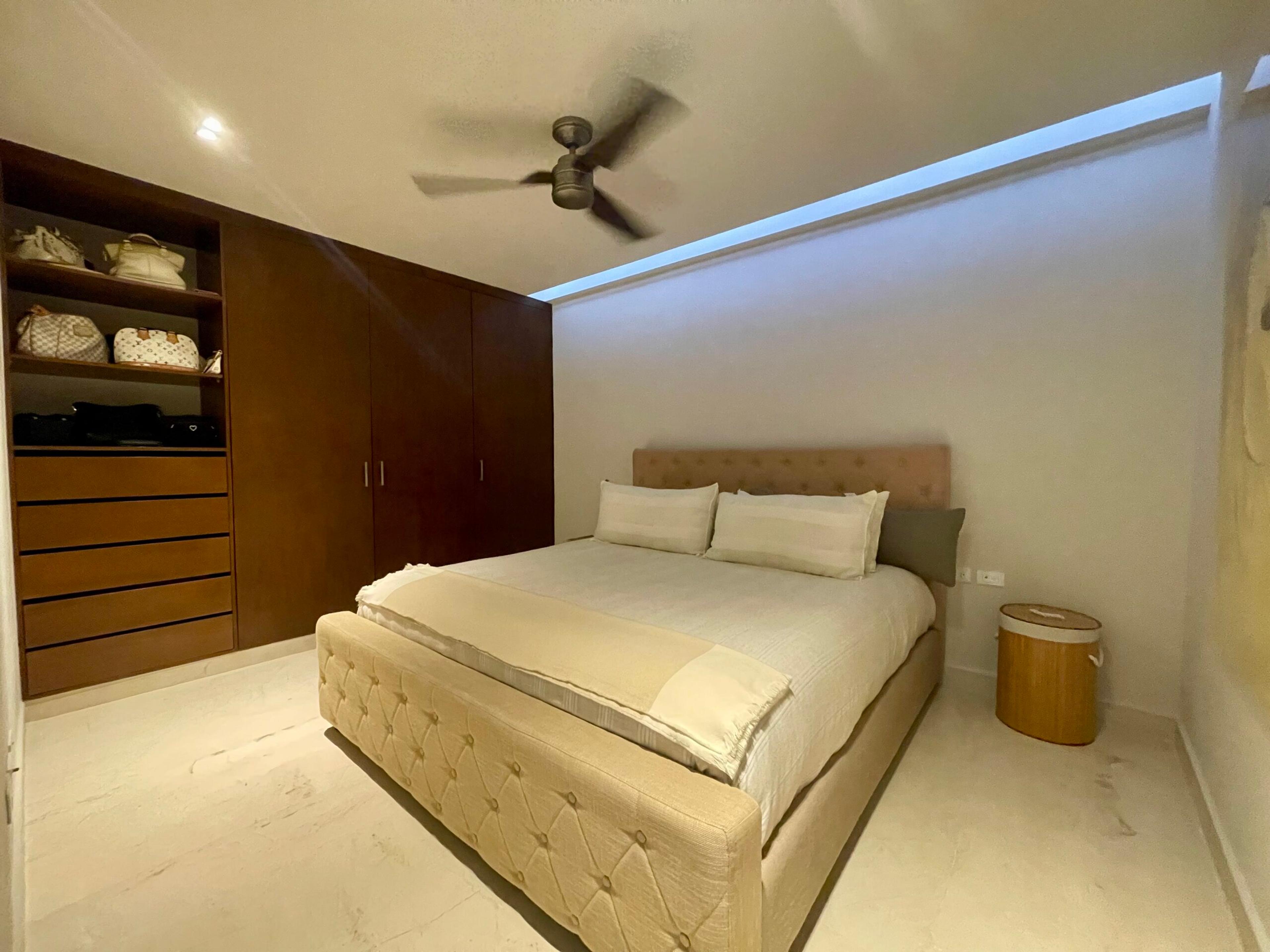 Miranda | Beachside Elegance – 4BR, 4BA Gem — photo 19
