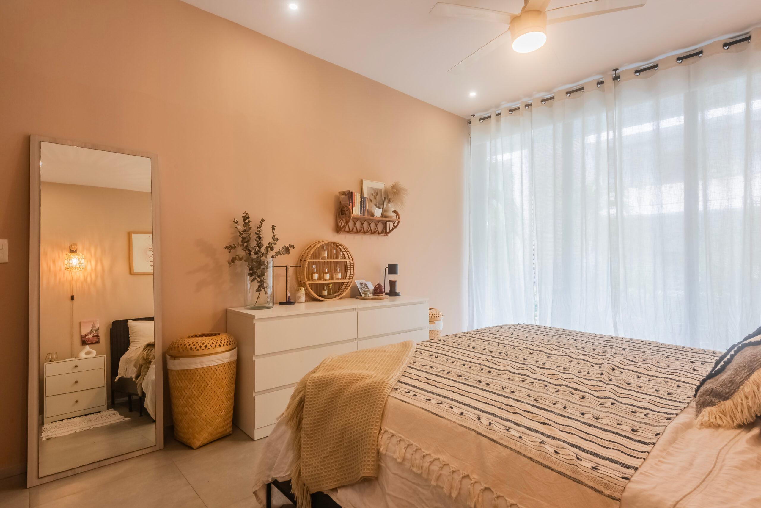 The City | Bright Modern Condo in The City — photo 19