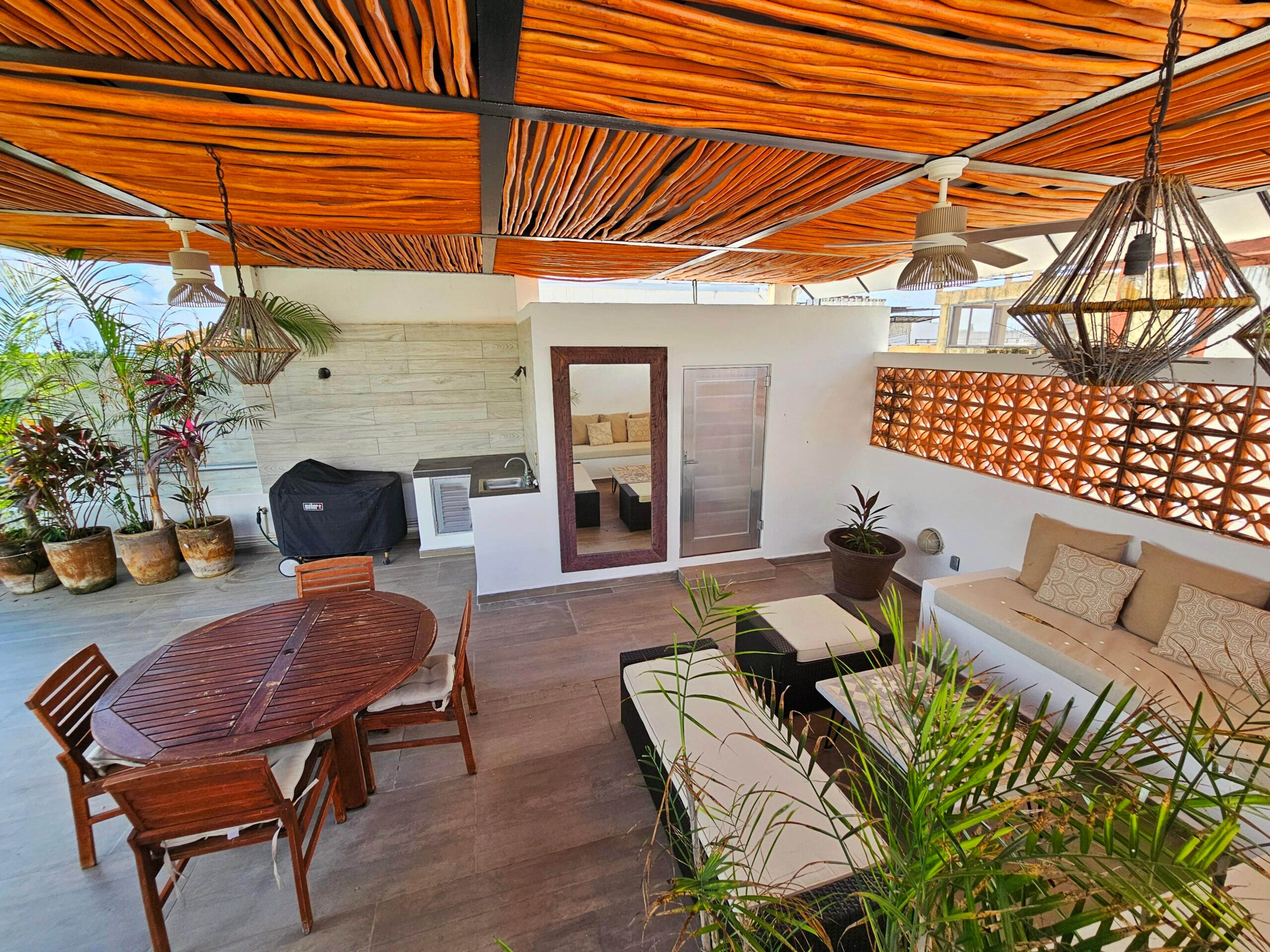 Capri | Modern Ocean-View Penthouse in the Heart of Playa del Carmen — photo 14