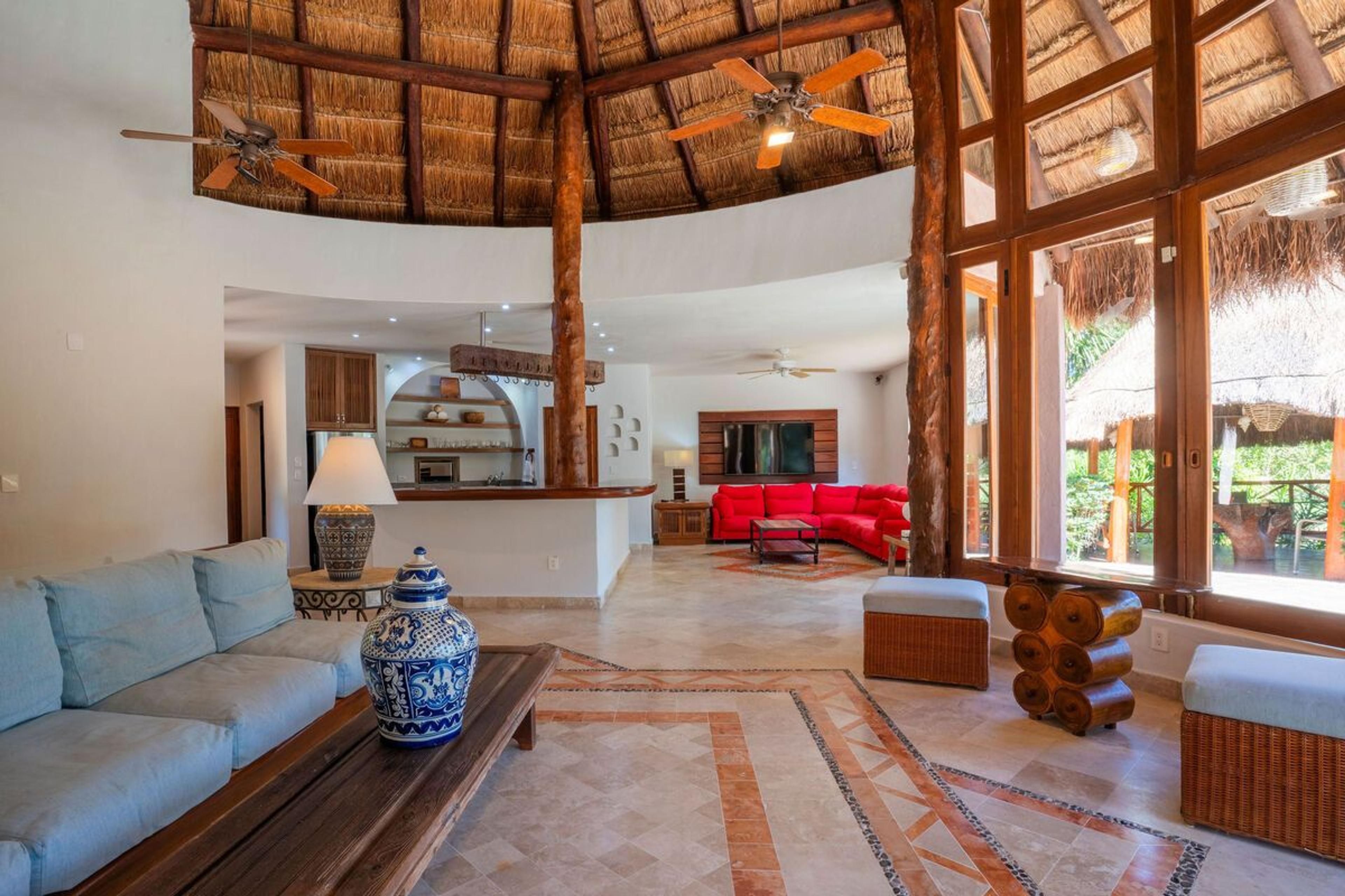 Pakal Golf Estate | 5-Bedroom Villa, Playacar — photo 9