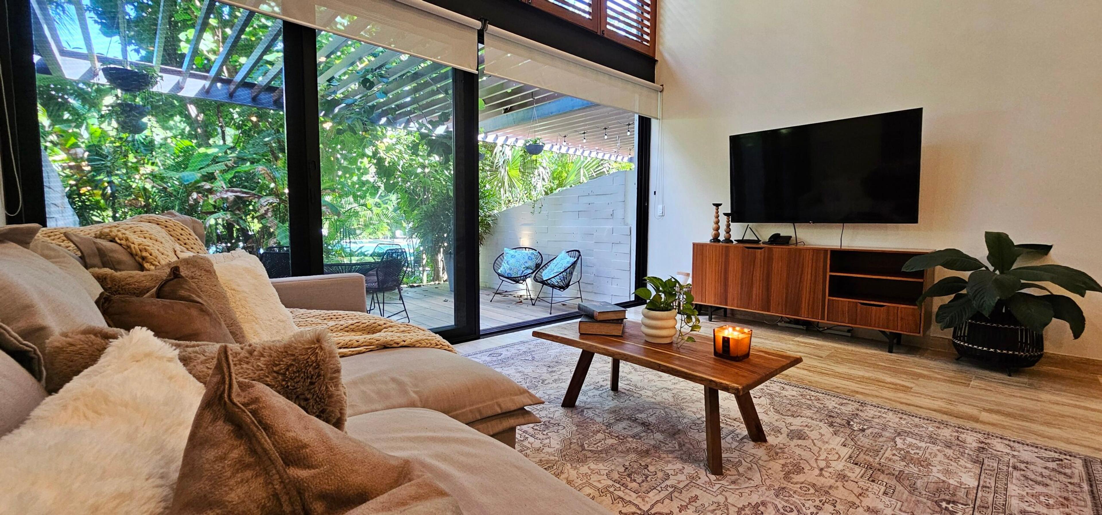 SOLD – AWA | Ground-Floor Condo with Double-Height Ceilings — photo 25