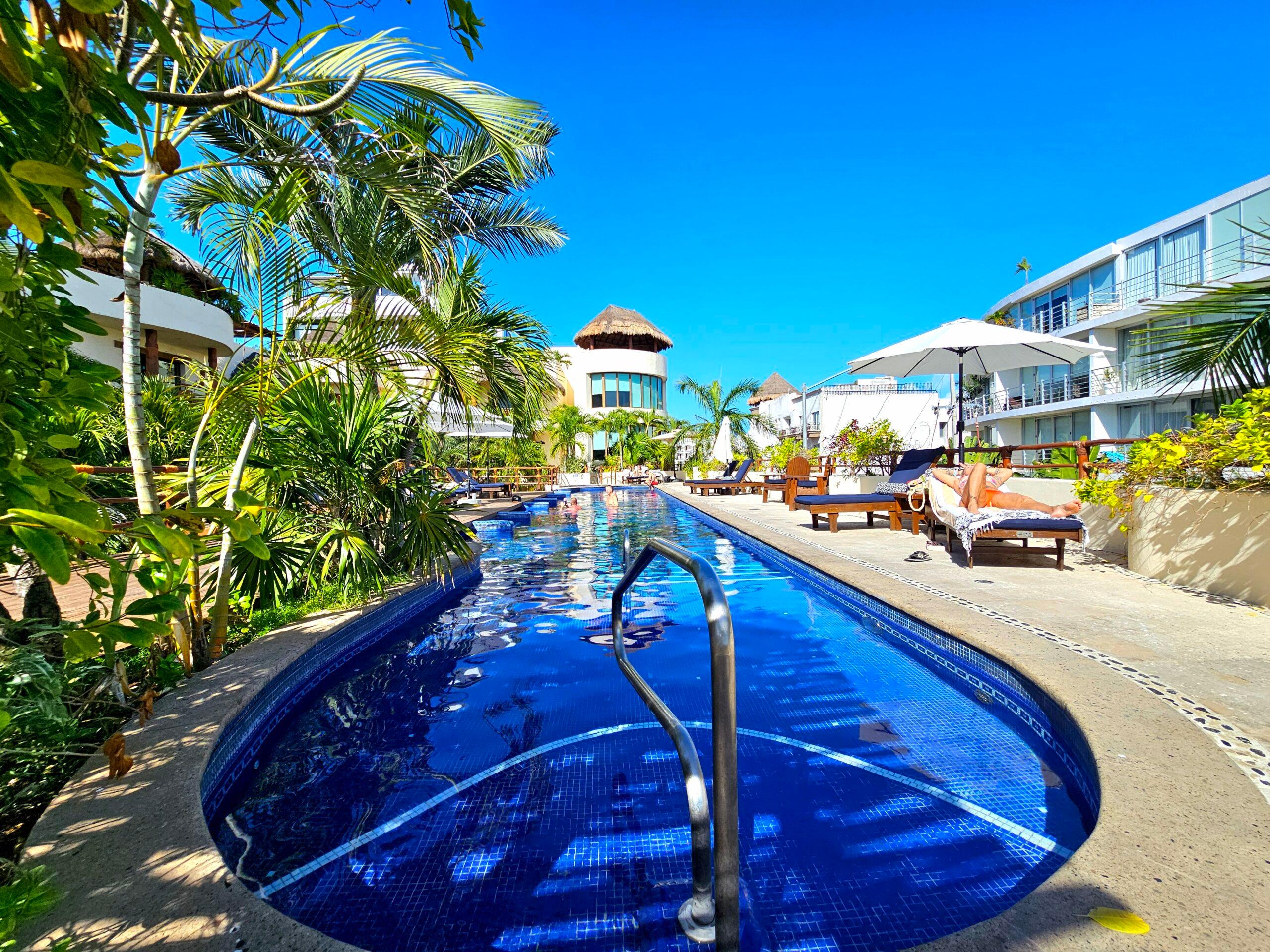 Porto Playa | Rustic 2-Bedroom Condo with Pool View — photo 2