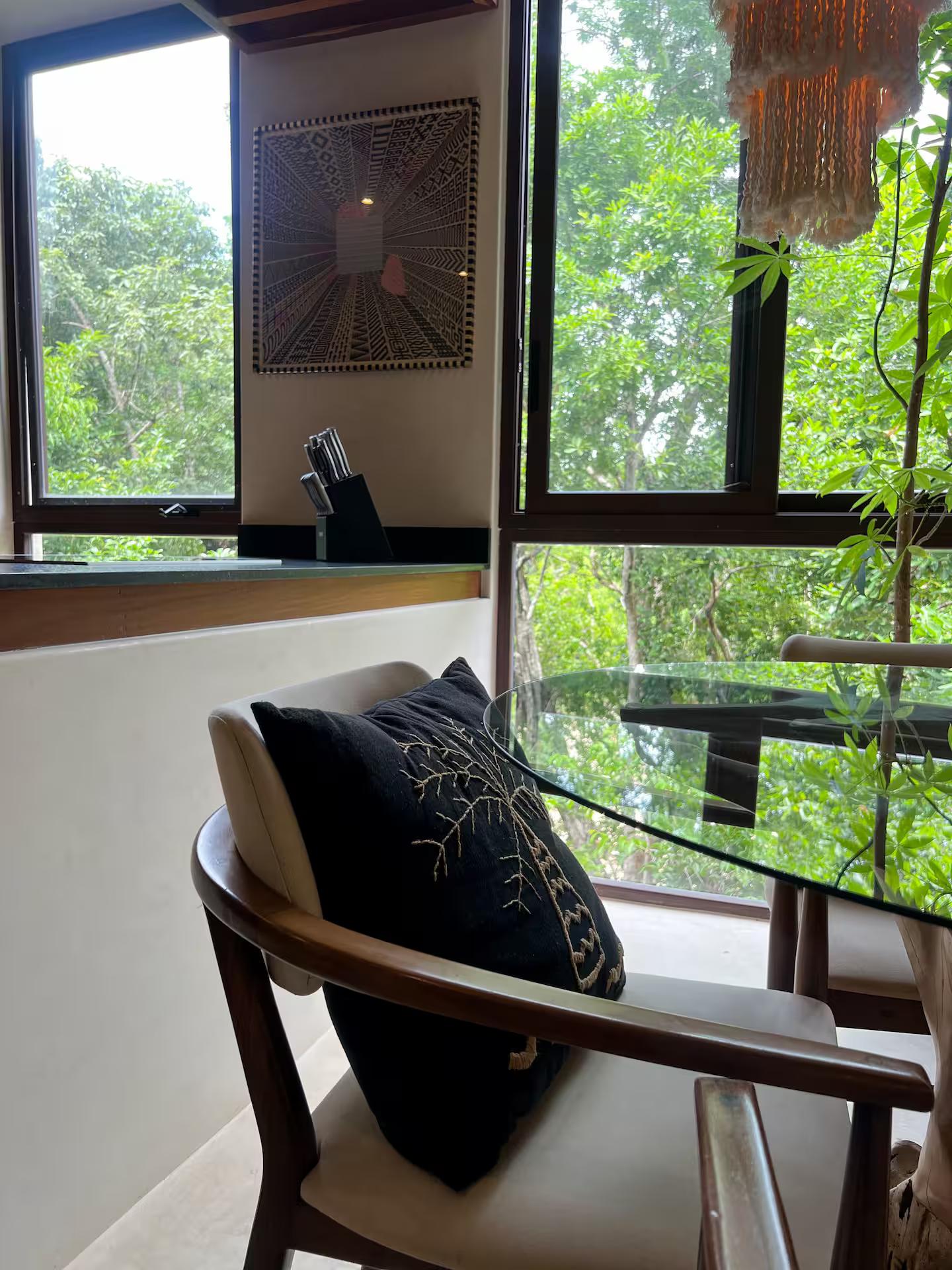 Zambo | Penthouse: Incredible 2-Level 3-Bed Lock-Off with Private Pool — photo 7