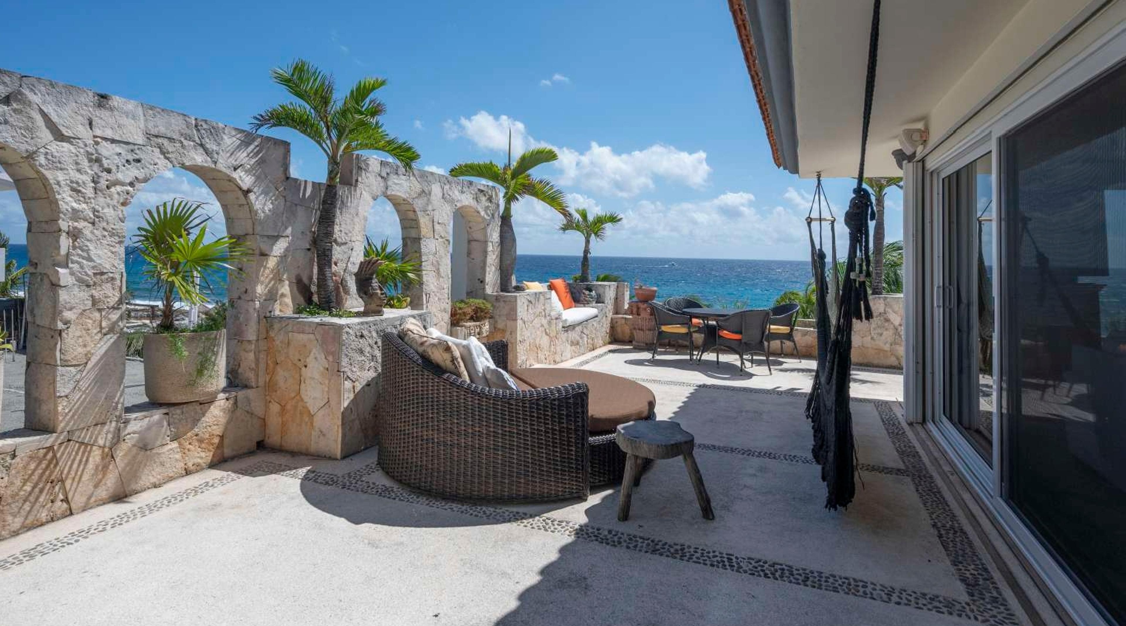 Quinta Luna | Exclusive 3-Bedroom Penthouse in Puerto Aventuras with Views — photo 3