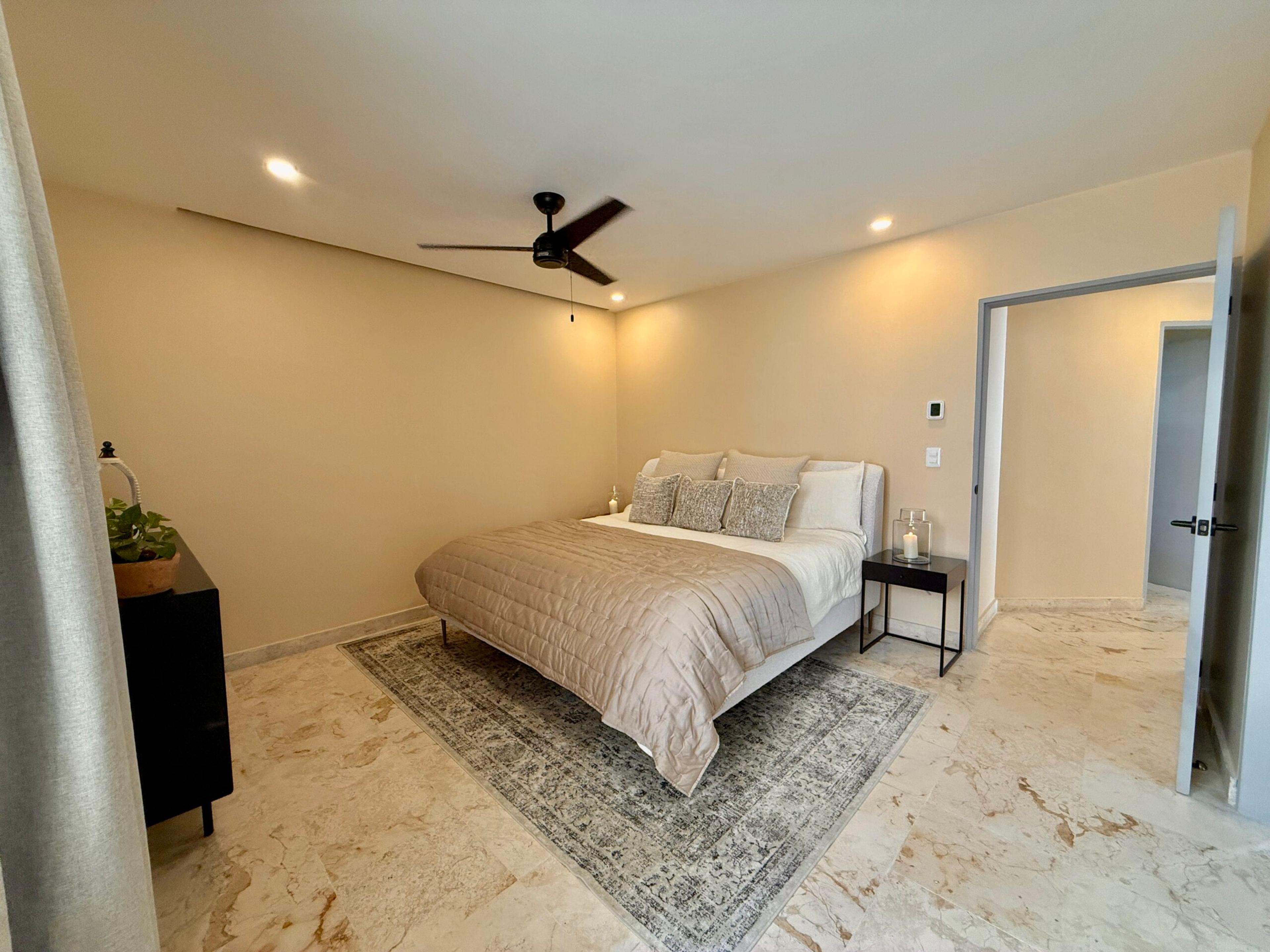 The Elements | Newly Remodeled 2 bedroom PH with Private Plunge Pool — photo 34