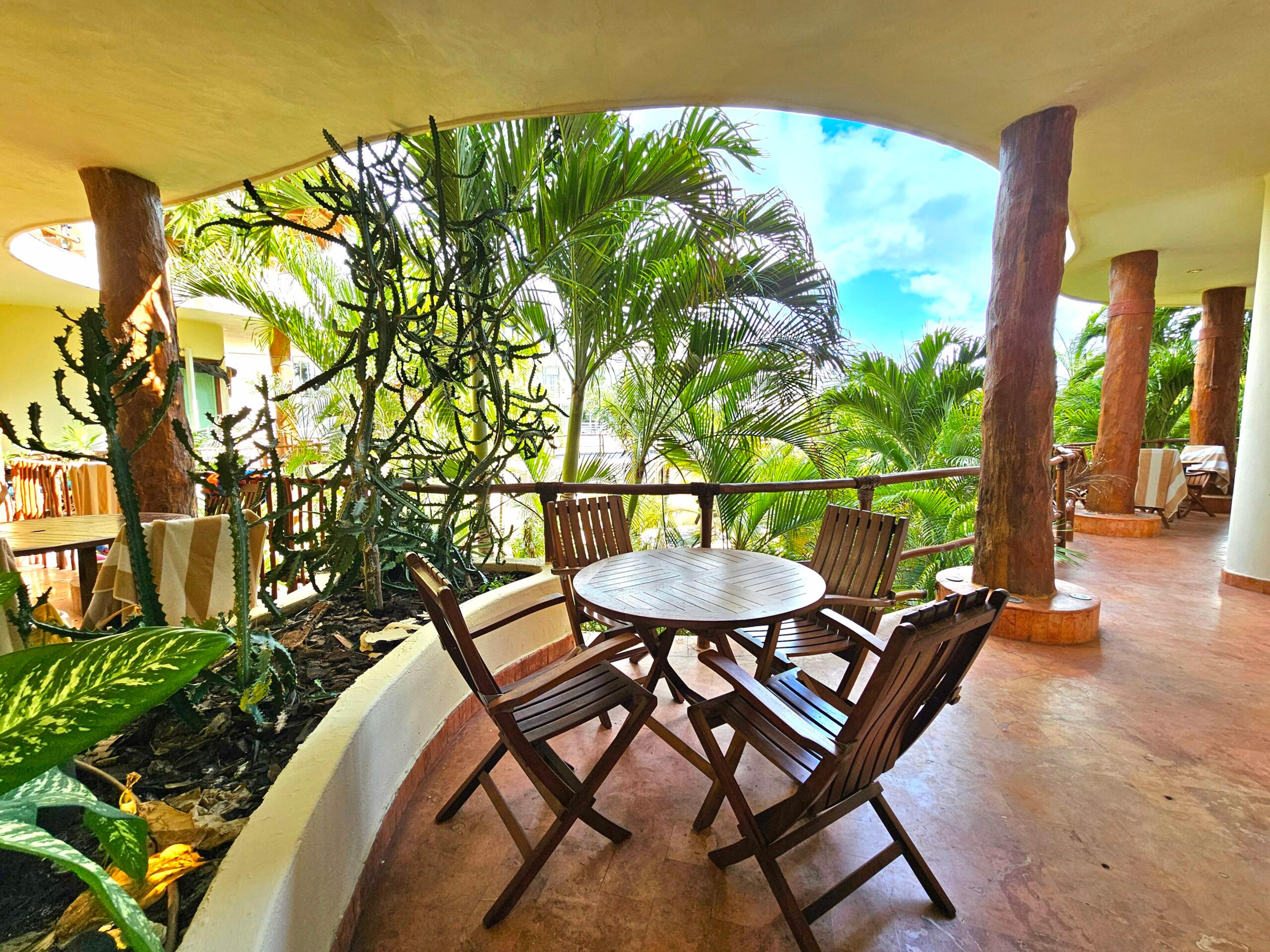 Porto Playa | Rustic 2-Bedroom Condo with Pool View — photo 22