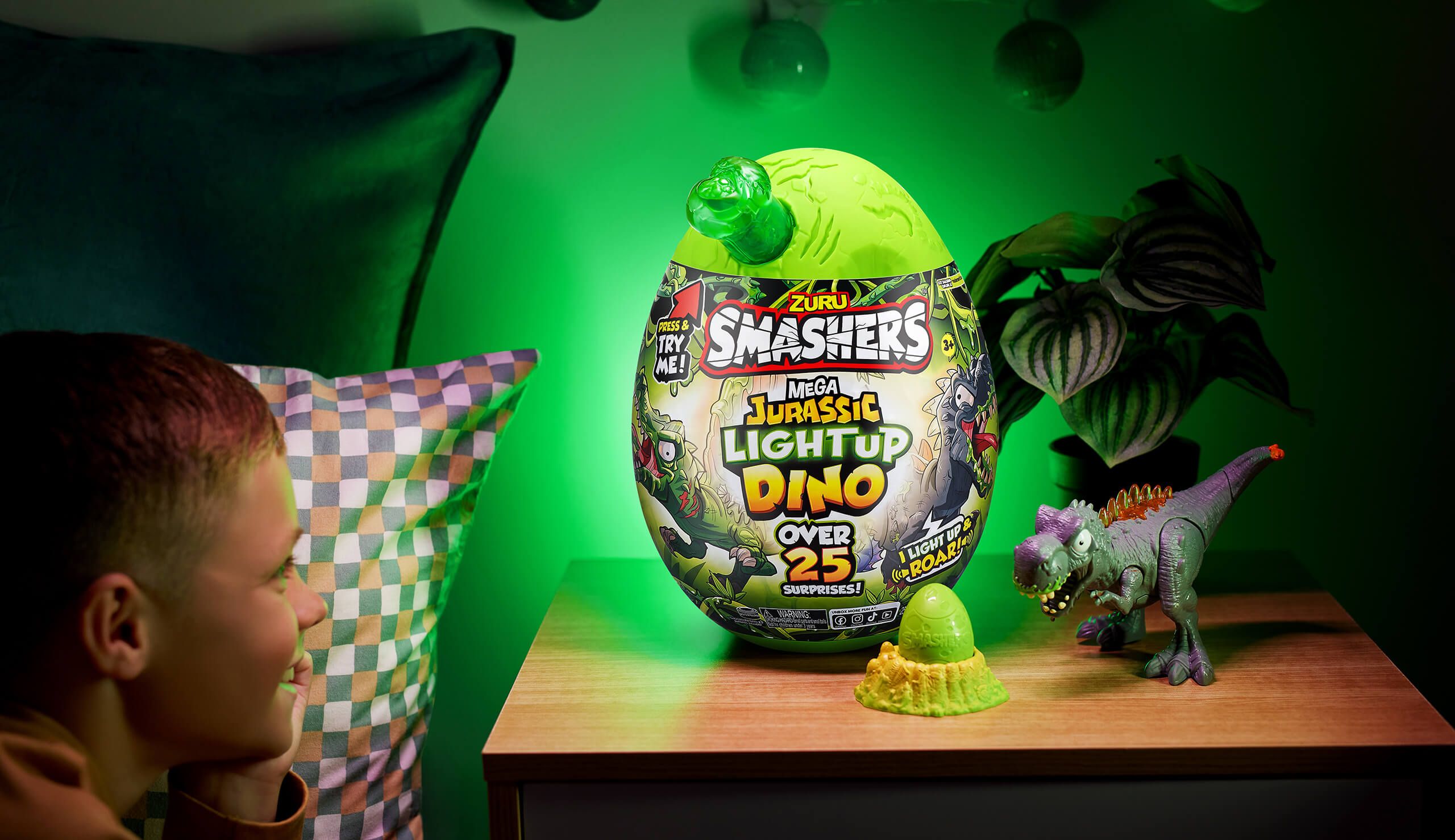 Smashers Mega Jurassic Light up Dino Egg by ZURU T-Rex or Spino
