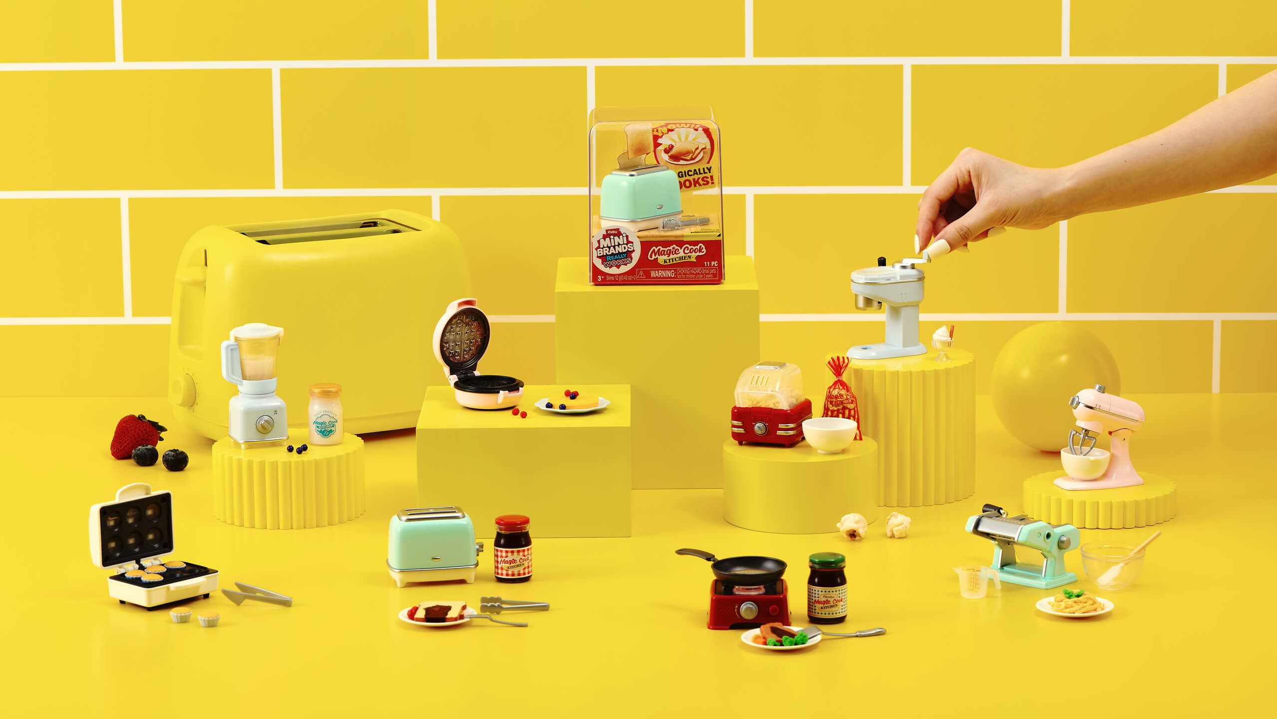 ZURU Toys | Play Reimagined.