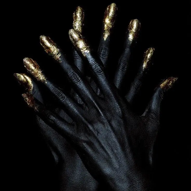 hands golden tips