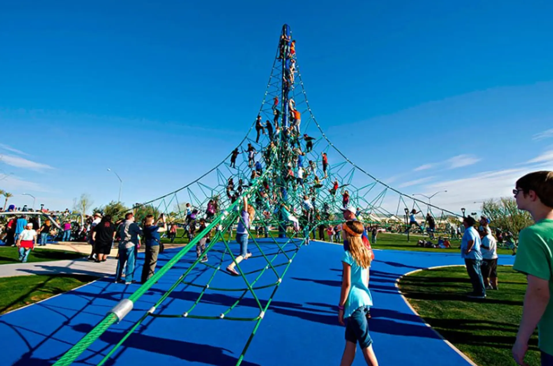 Three benefits of having Rope Cable Structures in schools