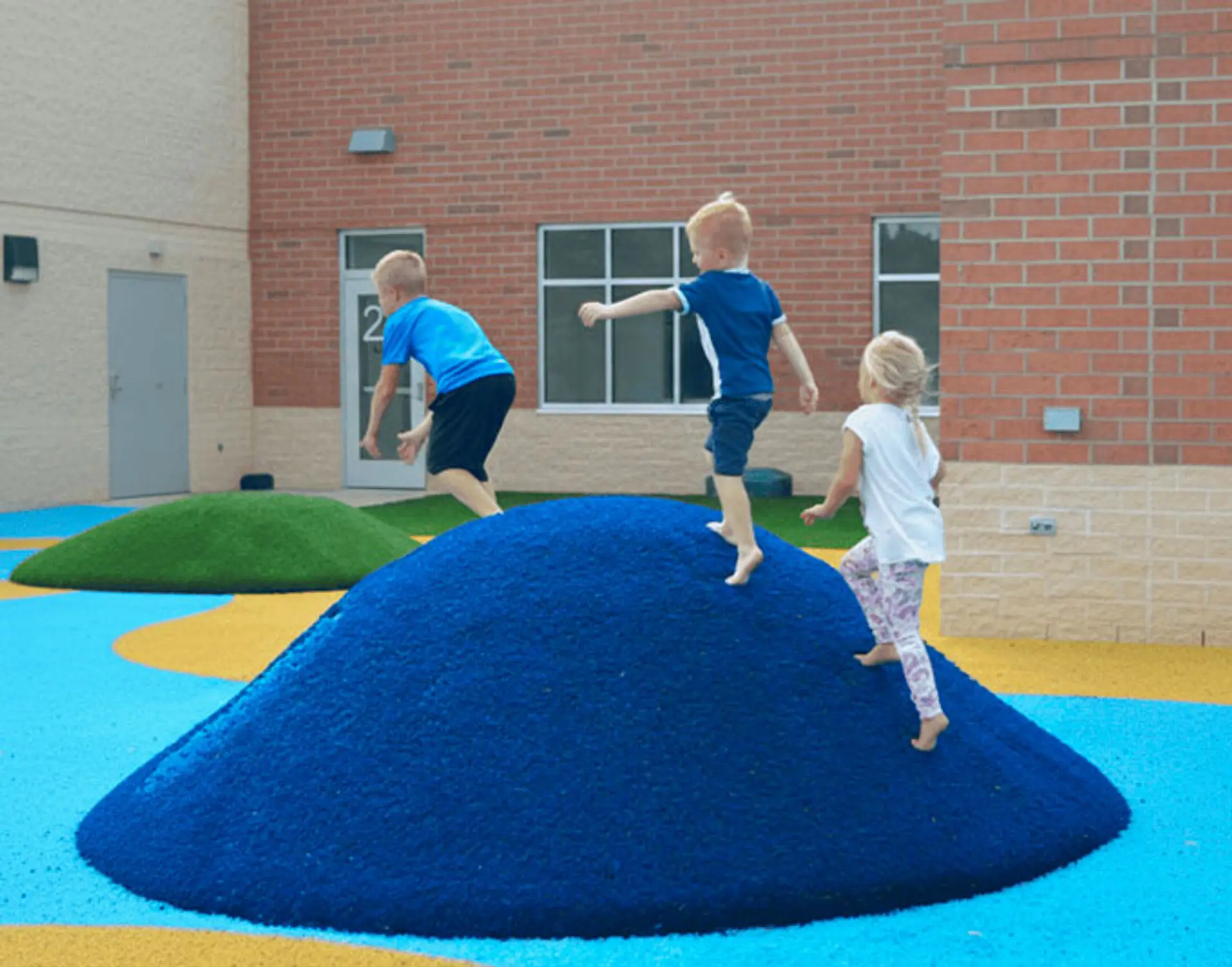 PlayMounds
