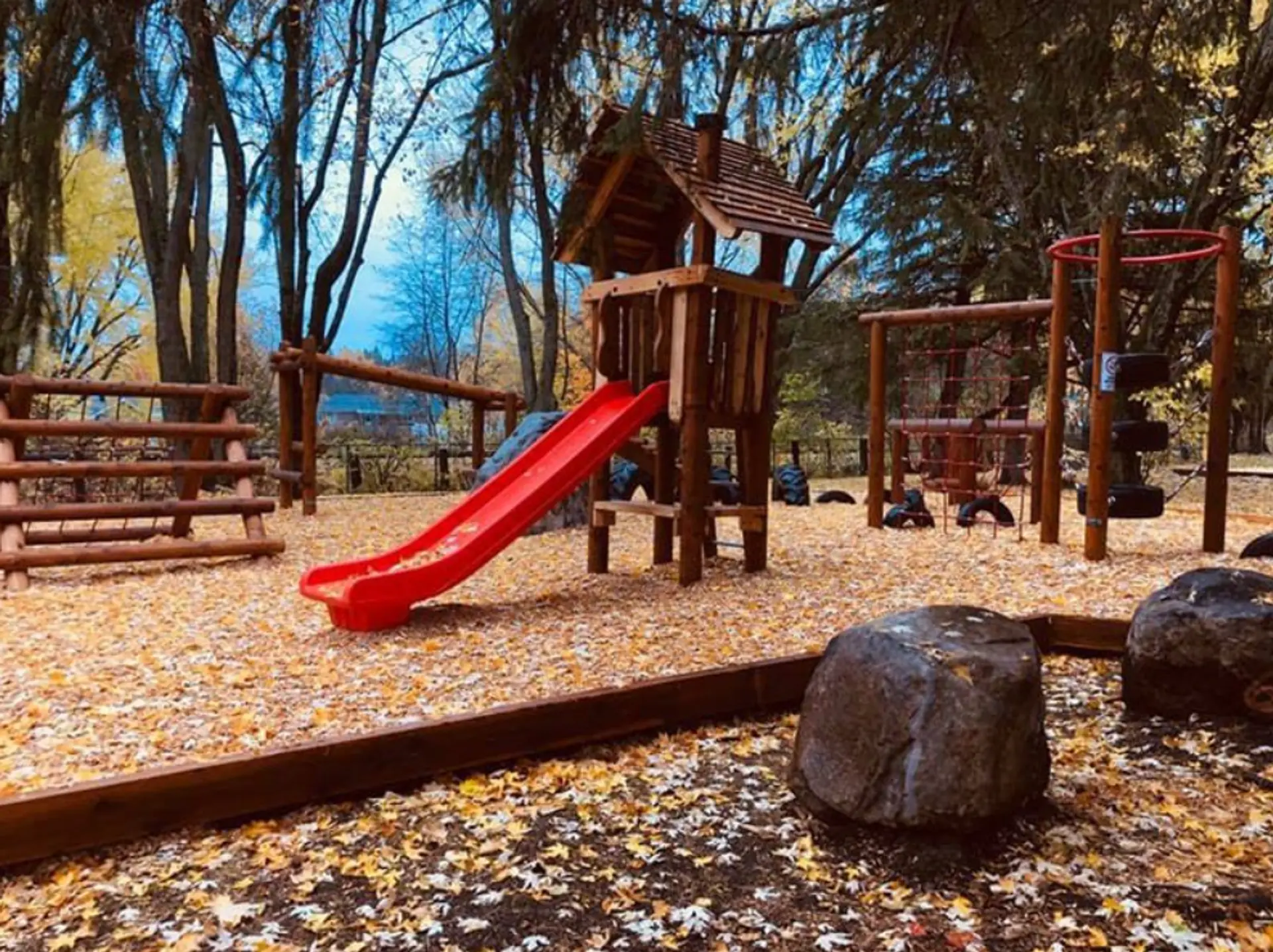 Customer Testimonials: The Importance of Past Client Experiences with Natural Playgrounds Companies