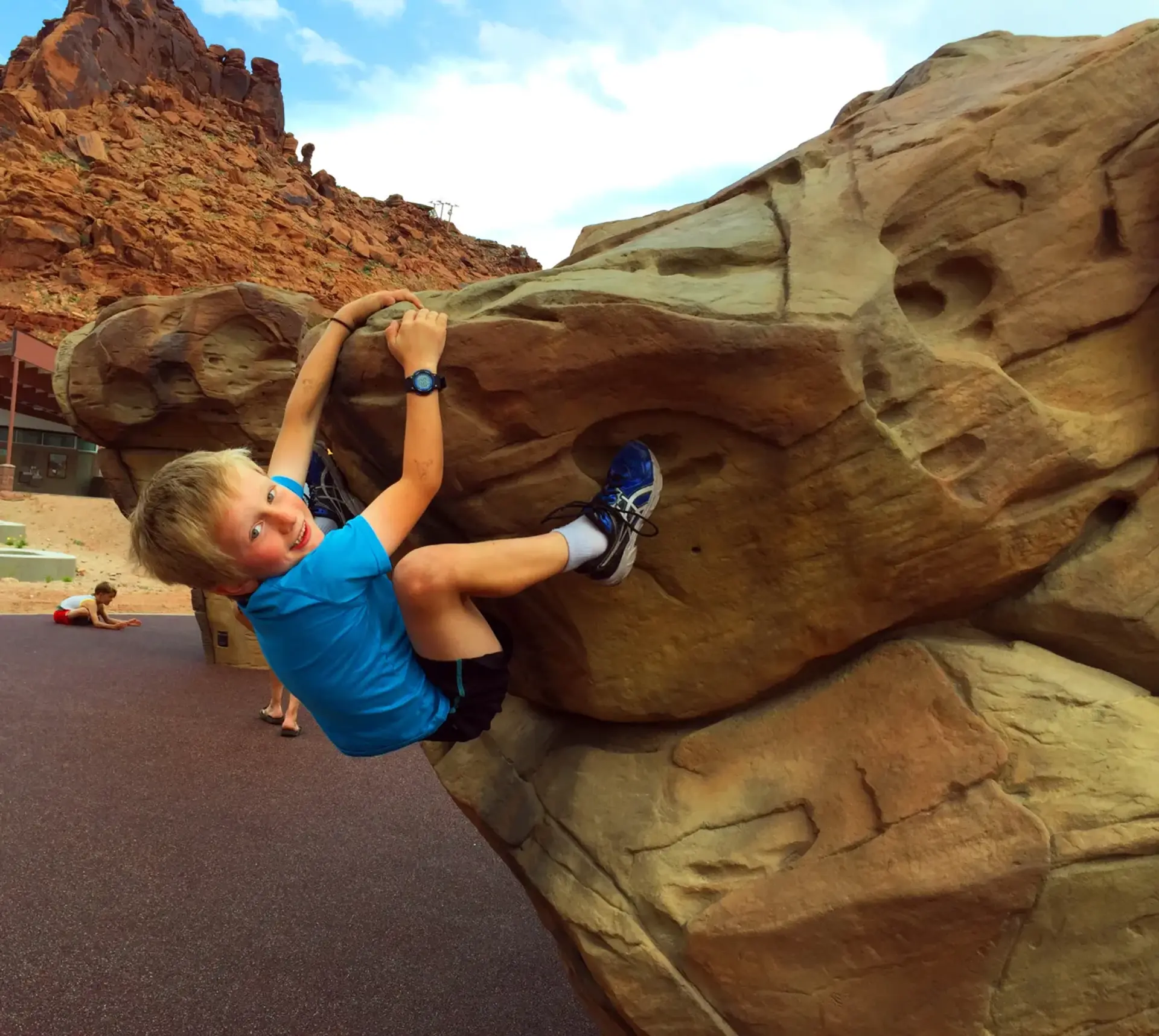 Play boulder climbing rock installed by Westplay