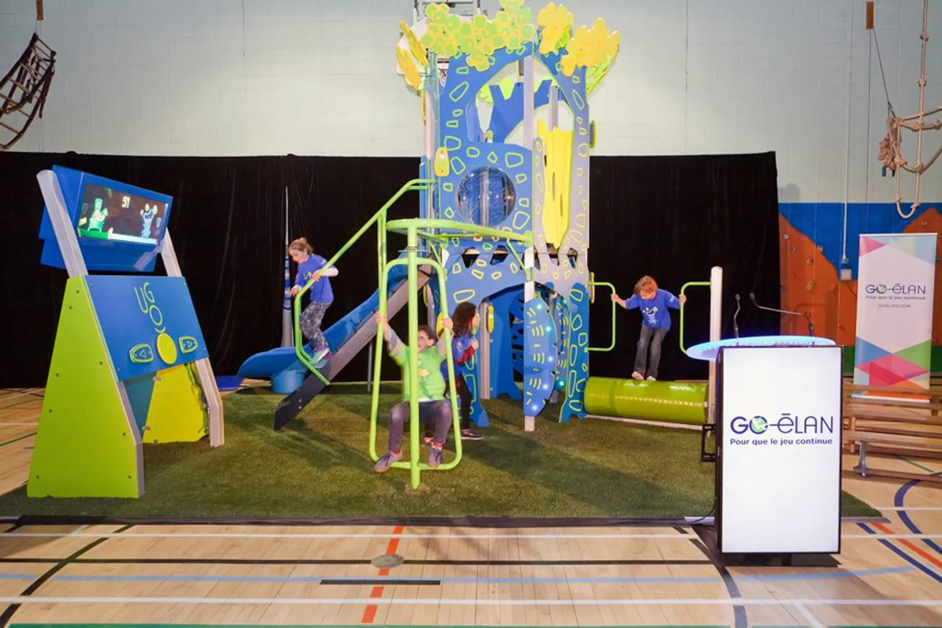 Interactive playgrounds: Points to consider when choosing a provider in British Columbia