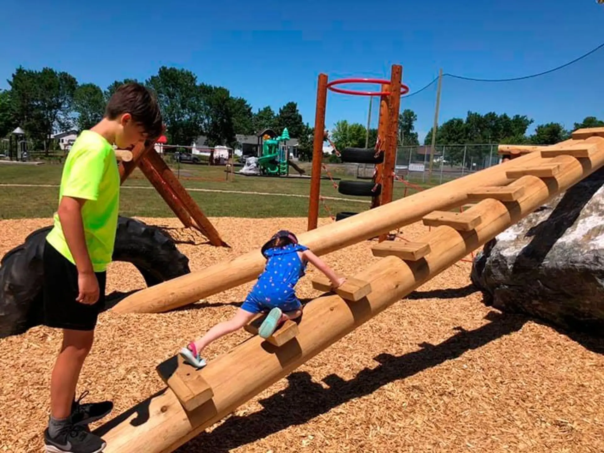 Eskair — Natural Playgrounds