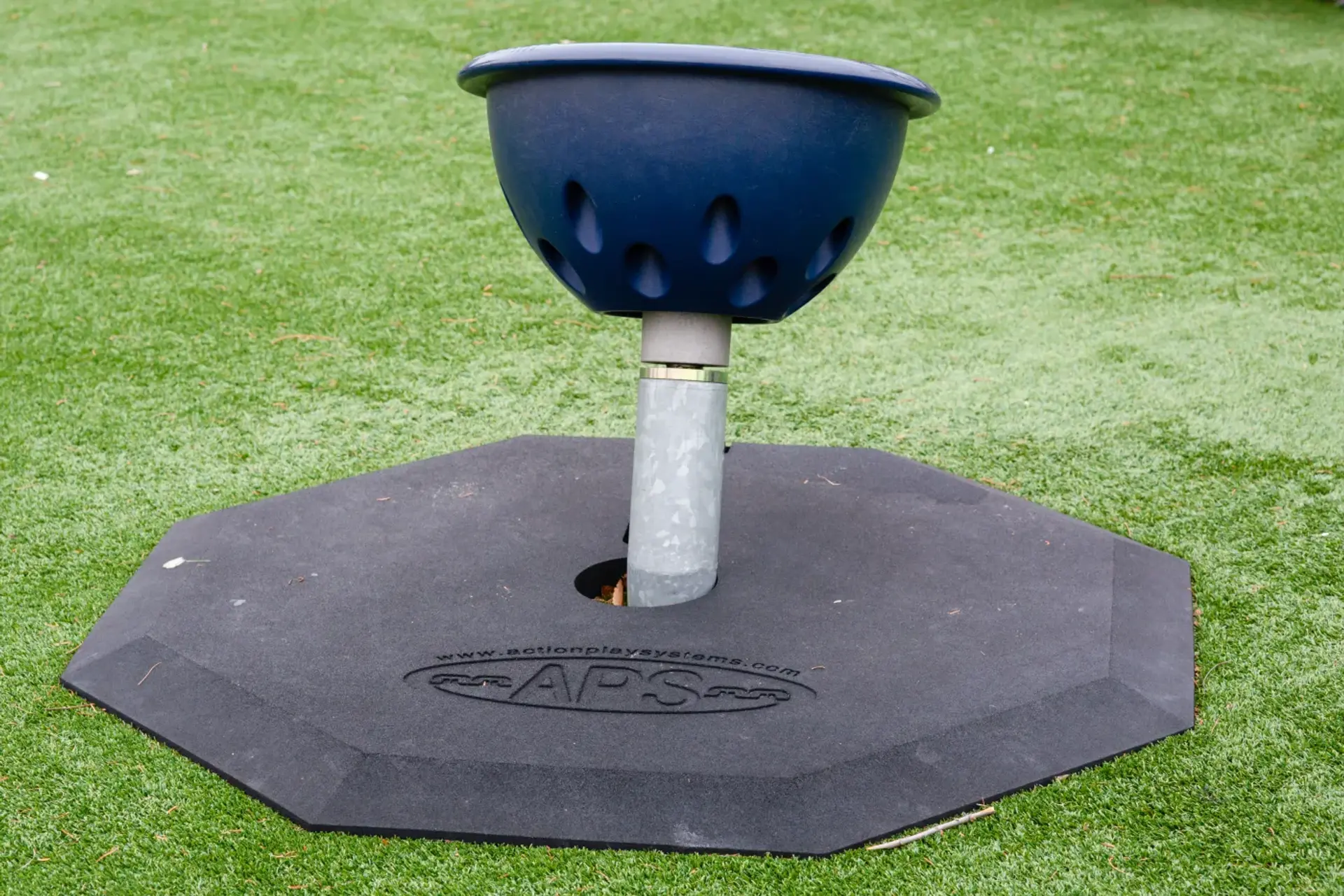Playground accessory installed by Westplay