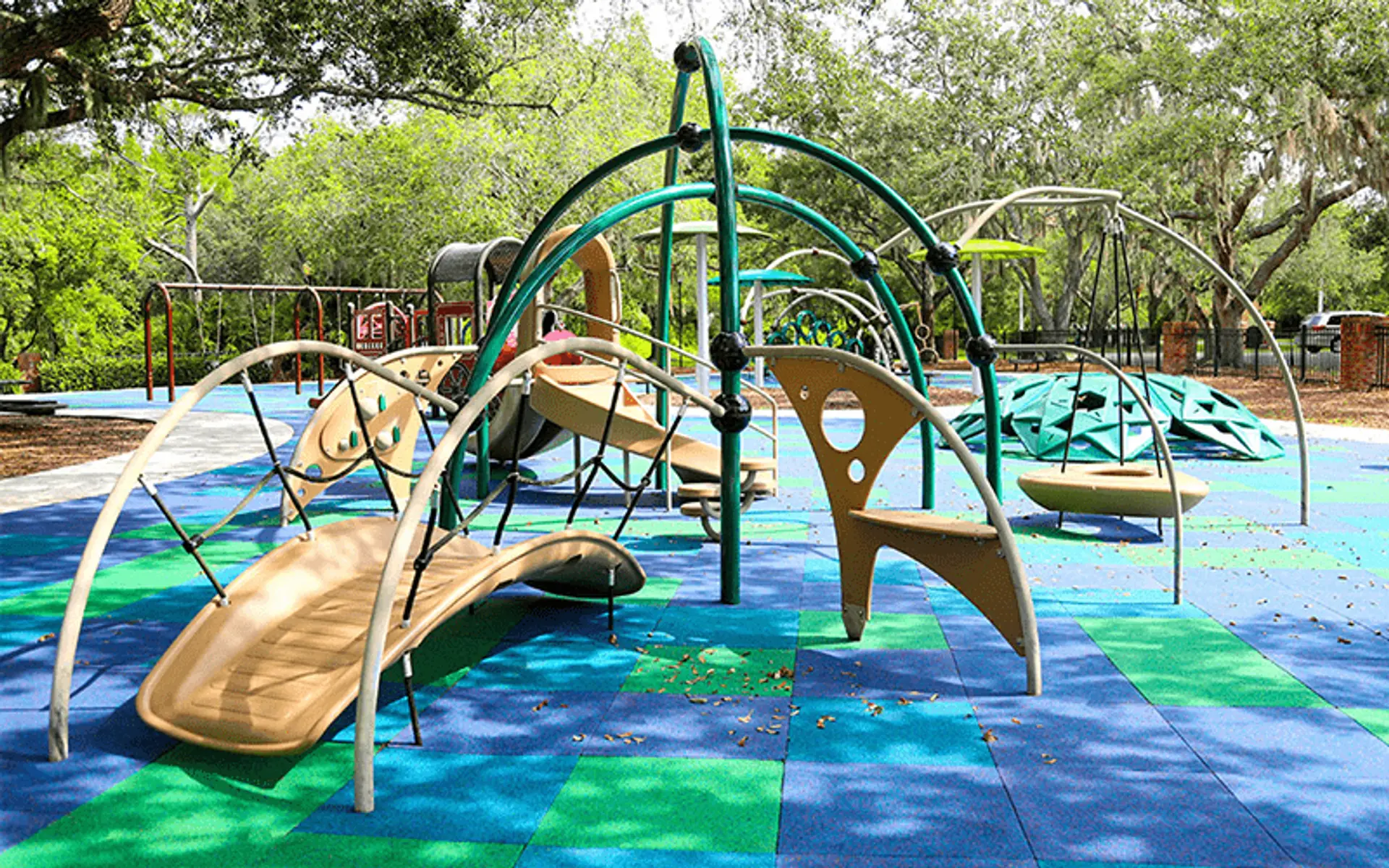 Rubber playground surfacing in Canada: Tips for choosing a provider