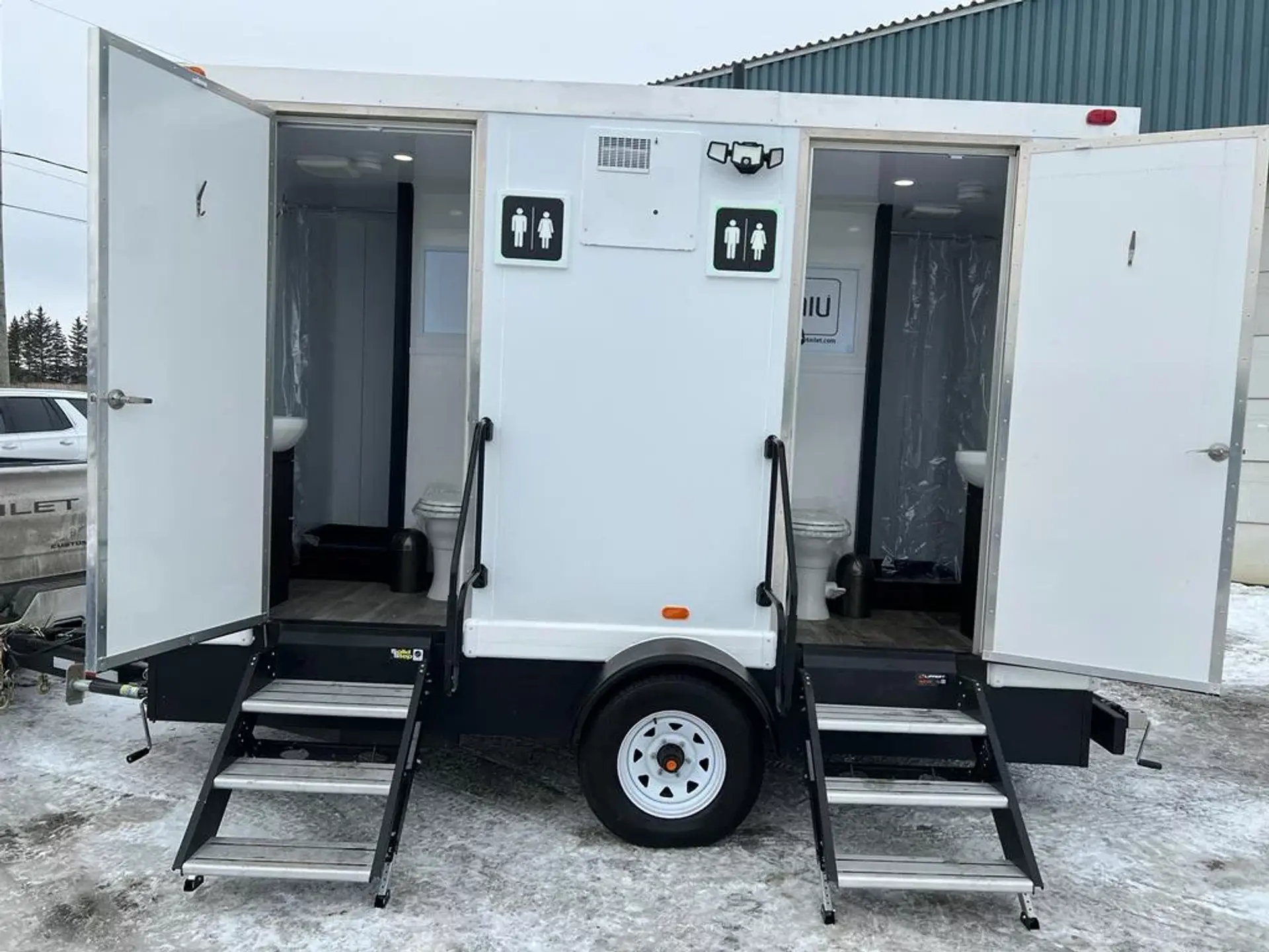 Mobile Shower and Toilet Trailers