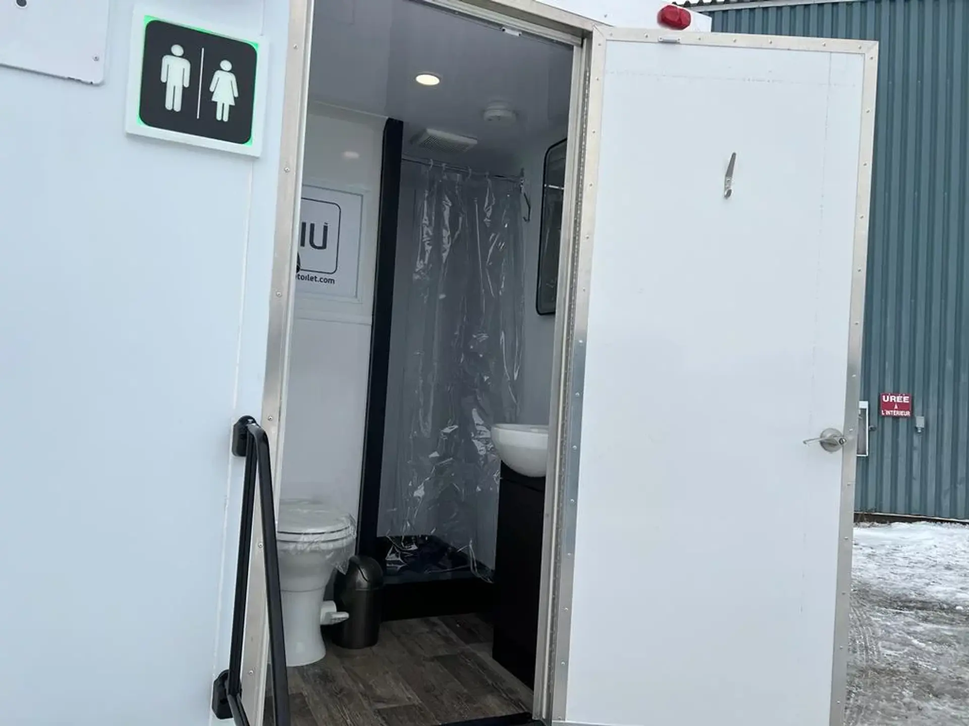 Some Custom-made Design — Smart Washrooms