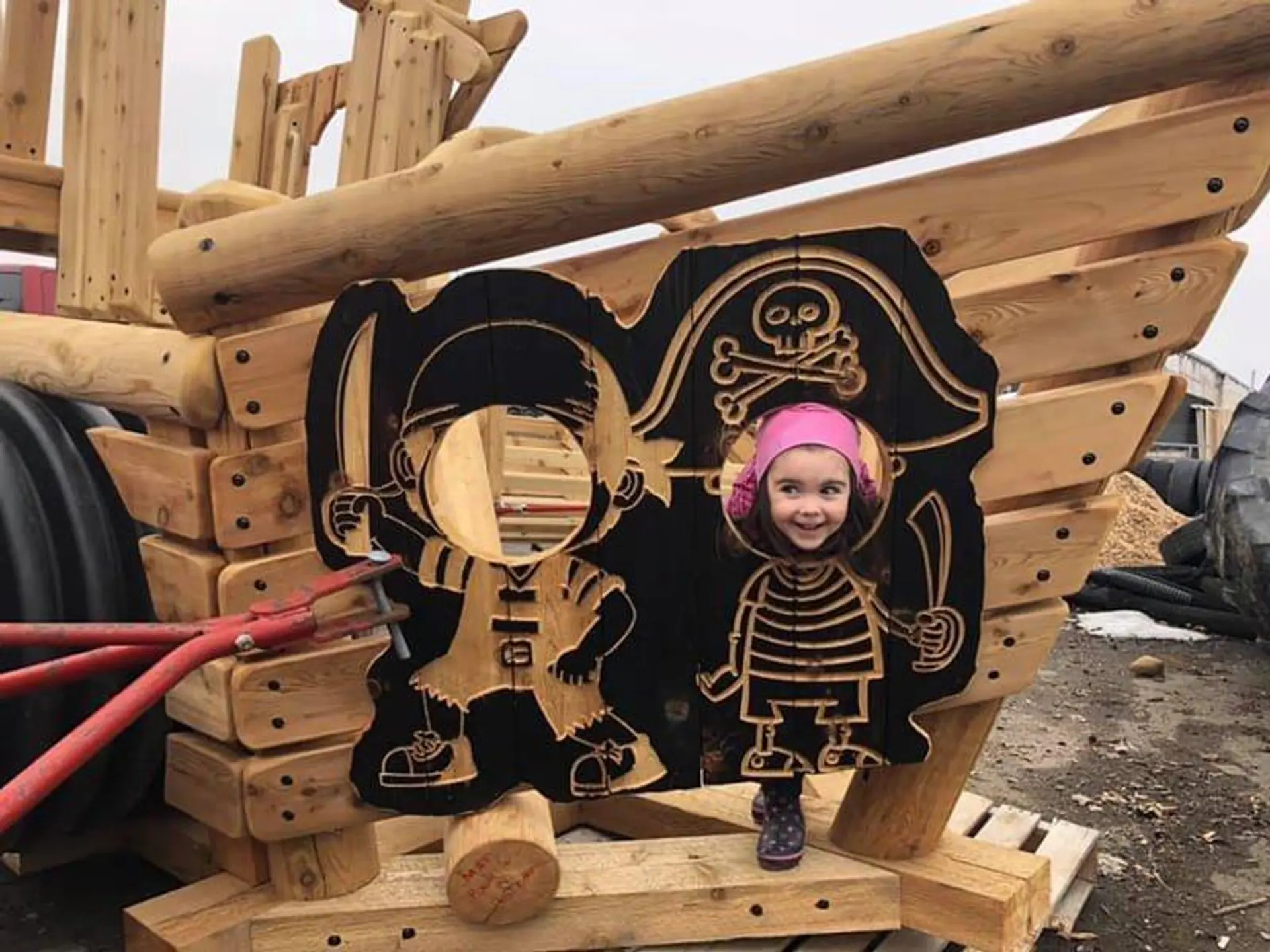 Seven imaginary games that children can play in a playground