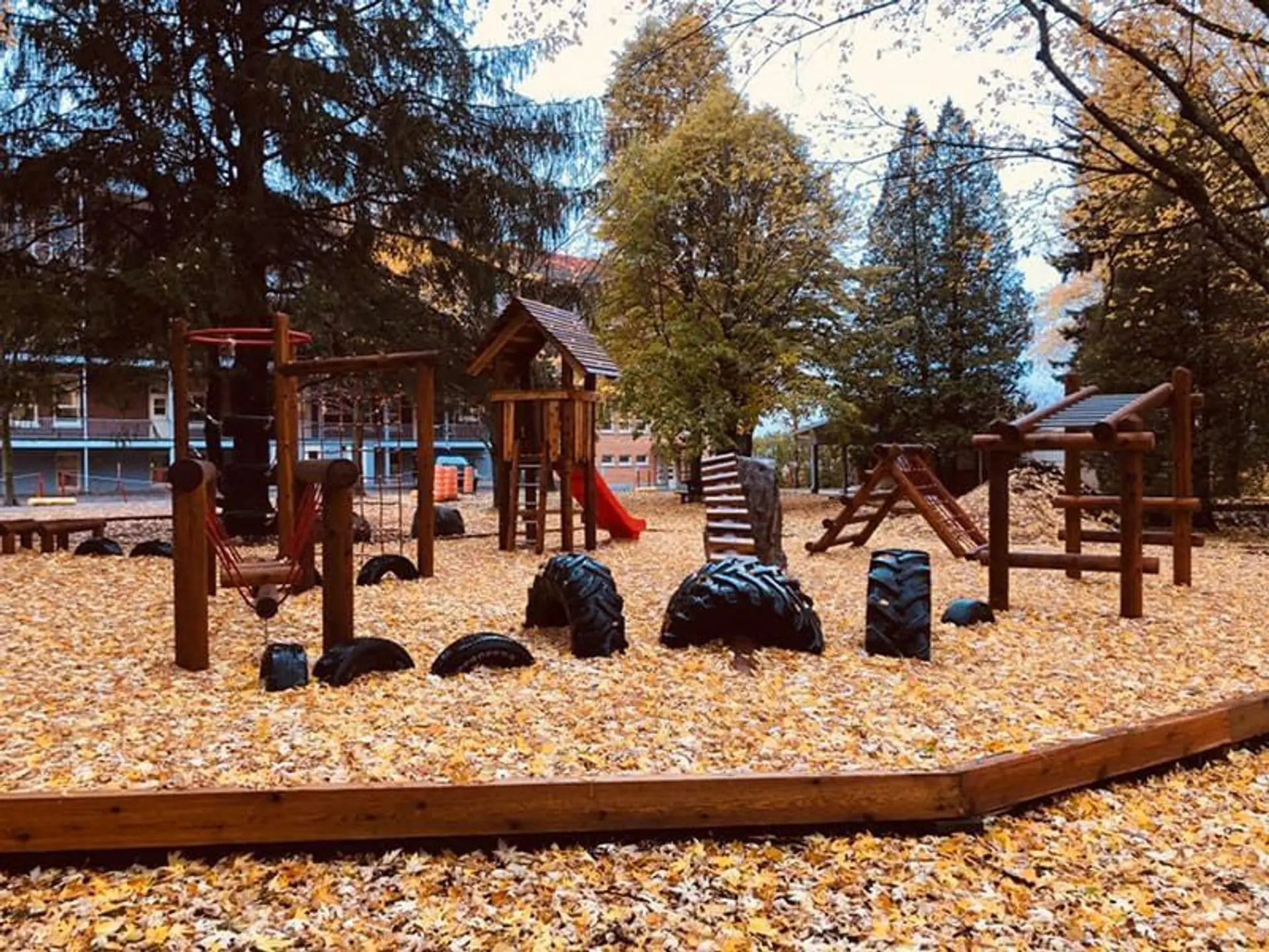 Eskair — Natural Playgrounds