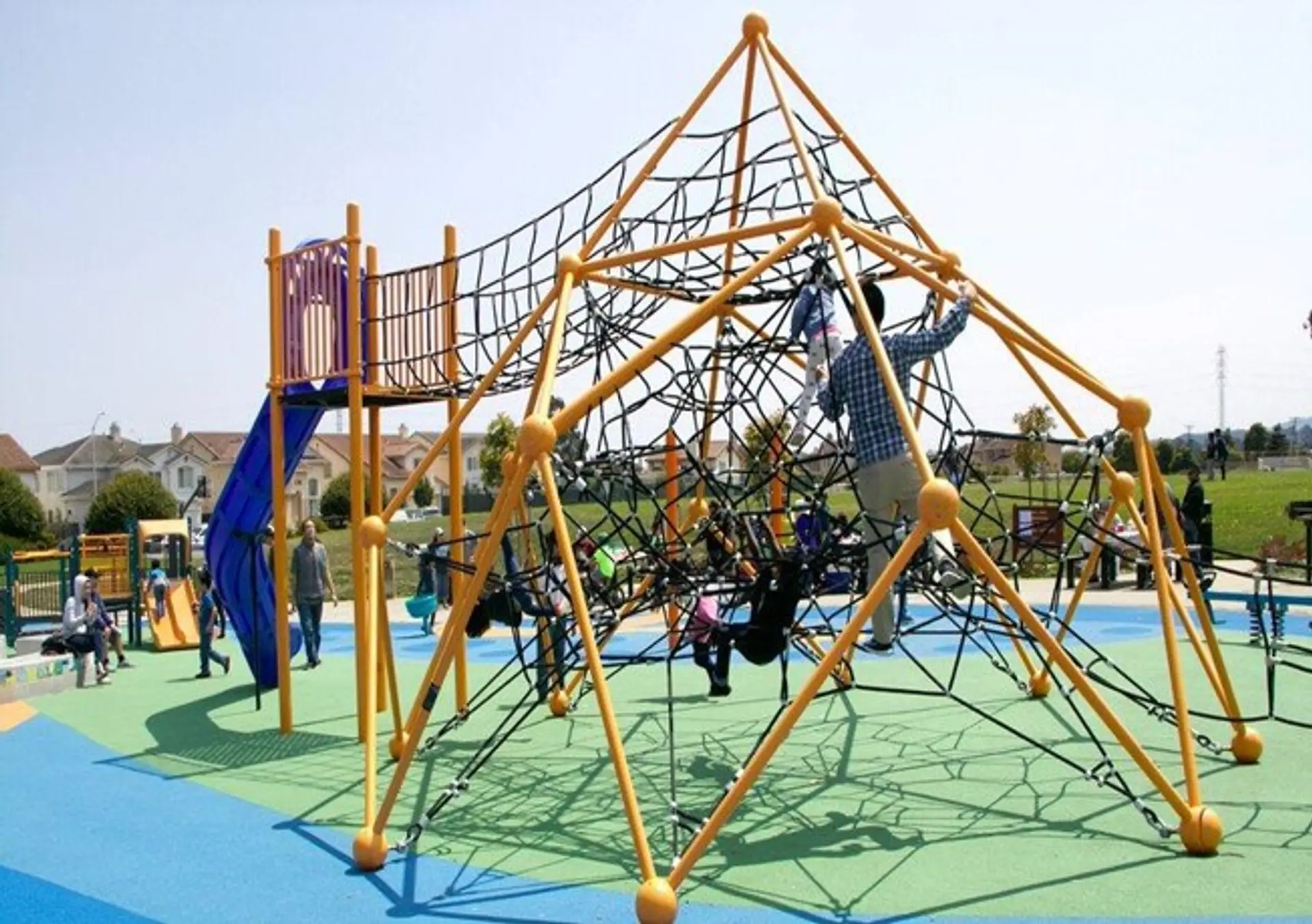 Advantages and disadvantages of Rope Structures