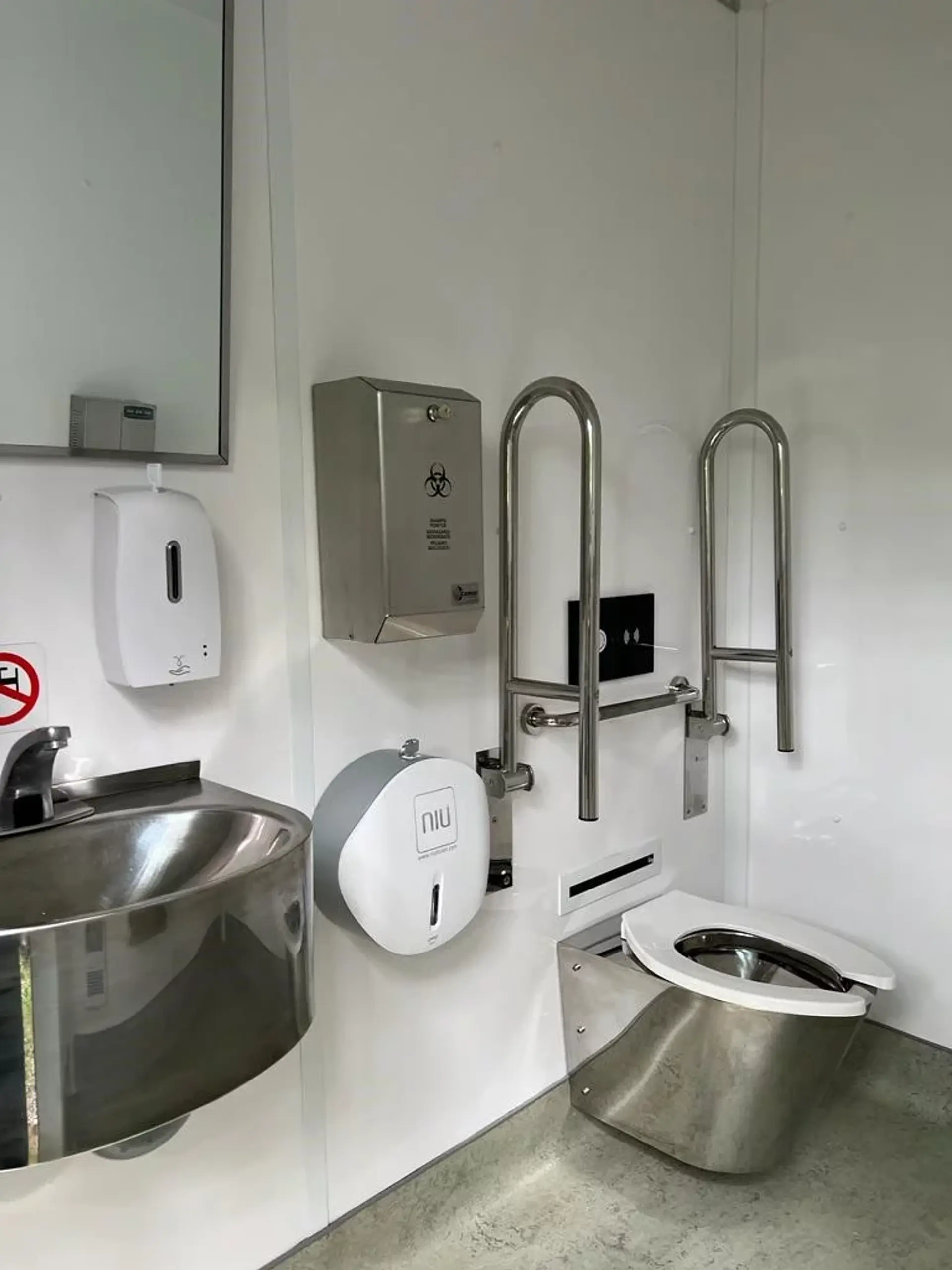 Accessible ADA/AODA Units