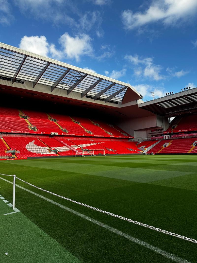 Fodbold stadion tour guide: Guide til oplevelser og tips