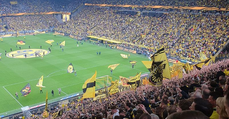 German Football Guide: Teams, Stadiums, and Fan Culture