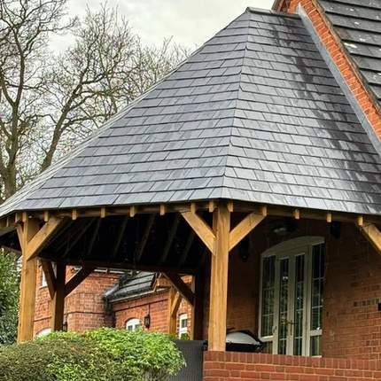 Side of completed patio canopy in Burghfield, Reading