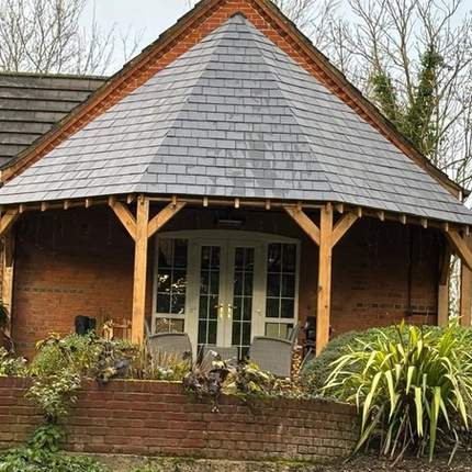 Front of completed patio canopy in Burghfield, Reading