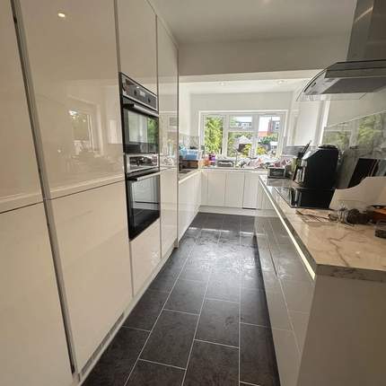 Completed kitchen with flooring in Caversham, Reading
