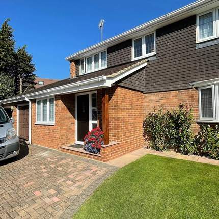 Completed porch extension in Caversham, Reading