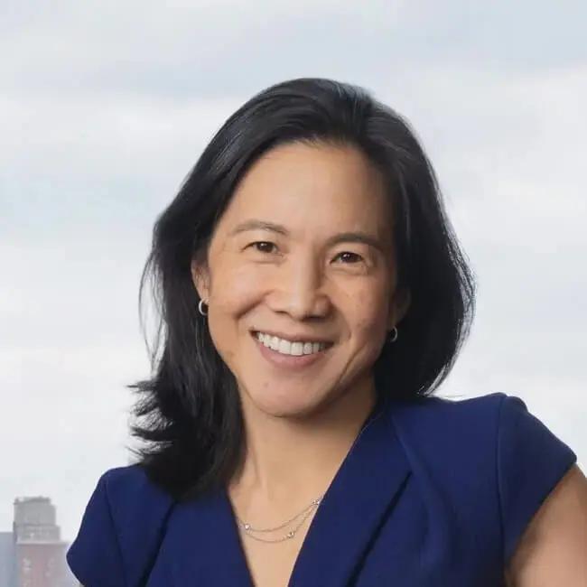 Angela Duckworth Headshot