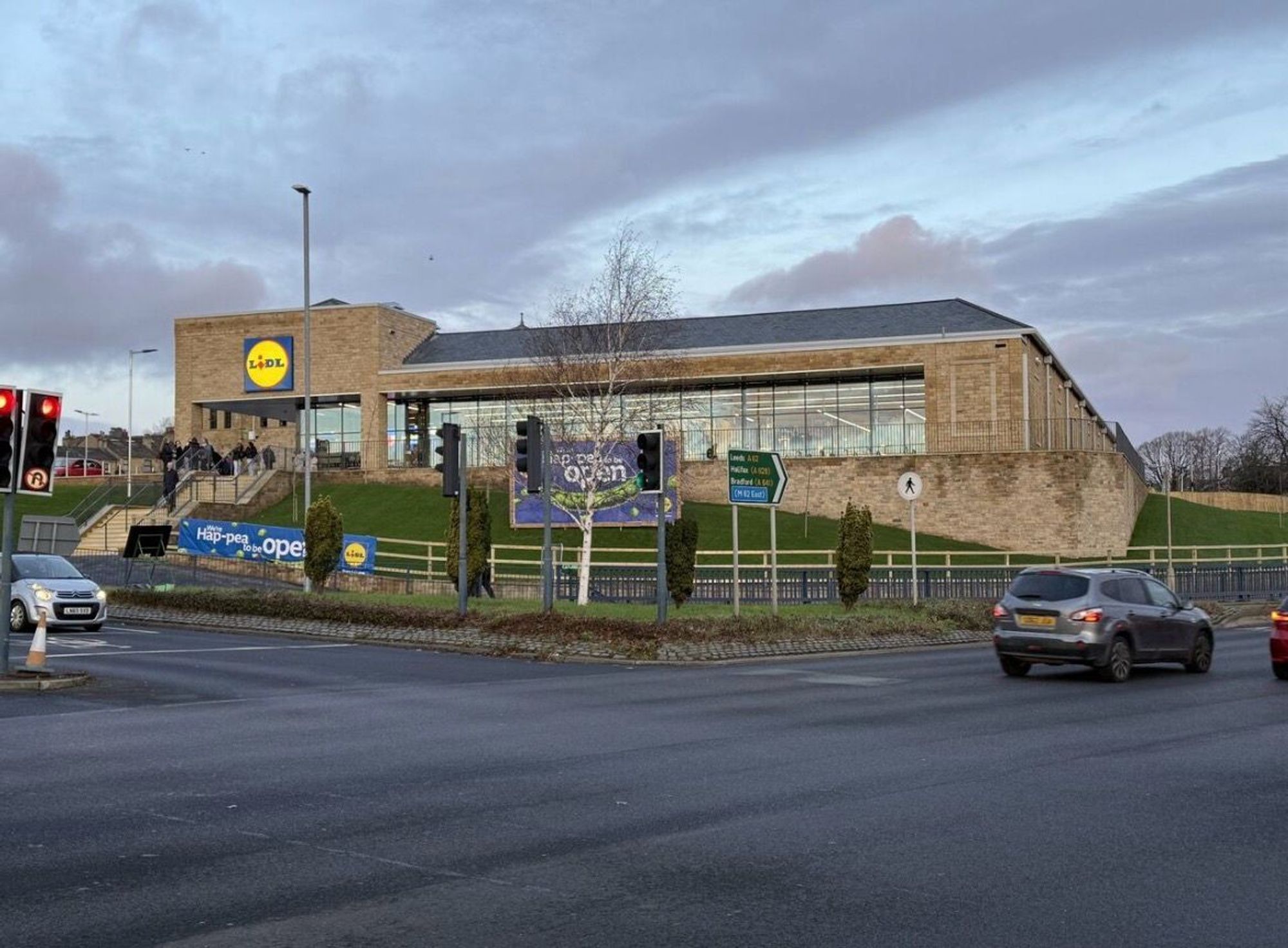 Huddersfield-LIDL1