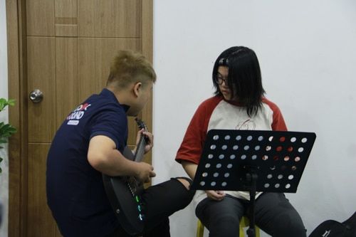 Thầy cô Wondersound biểu diễn 6