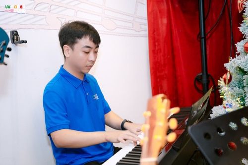 Thầy cô Wondersound biểu diễn 5