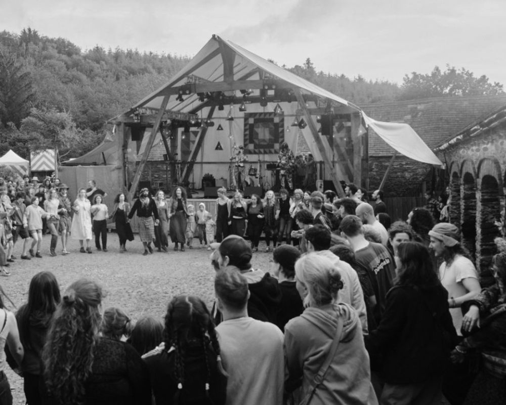 Fire in the Mill w/ Johnny Flynn & Lillie Flynn + Cosmo Sheldrake