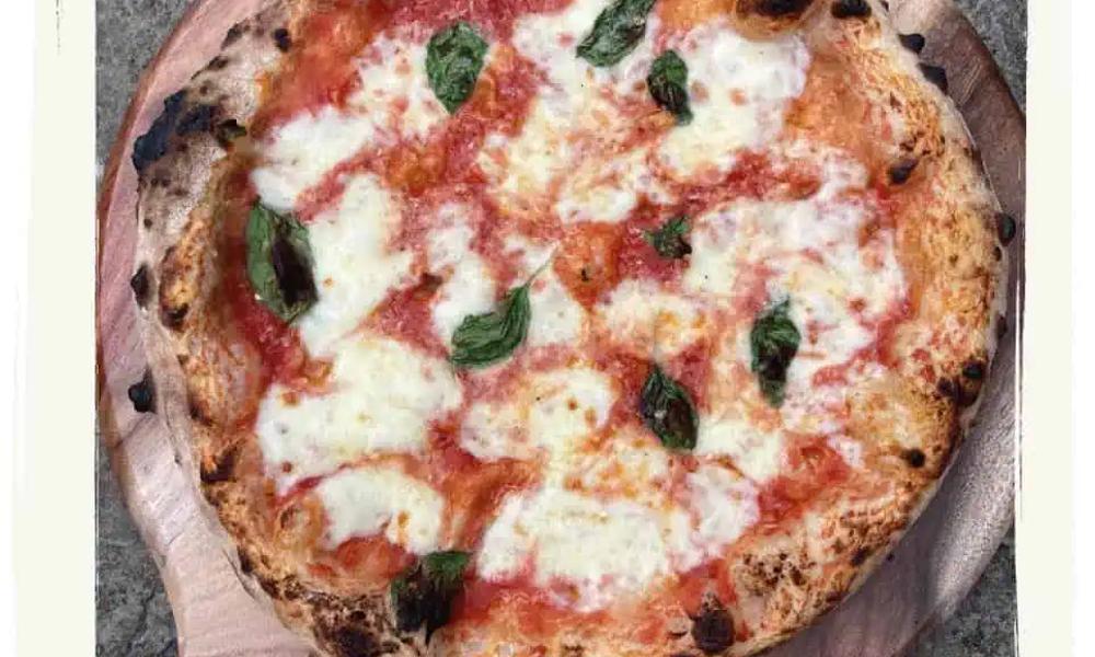 Laura's Pizzas