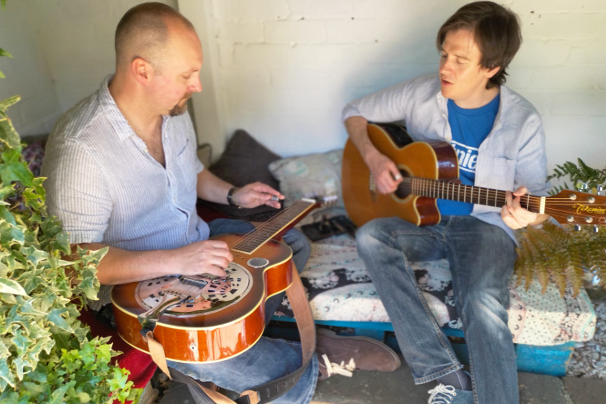 Folk In The Factory – Ten Pence Moon