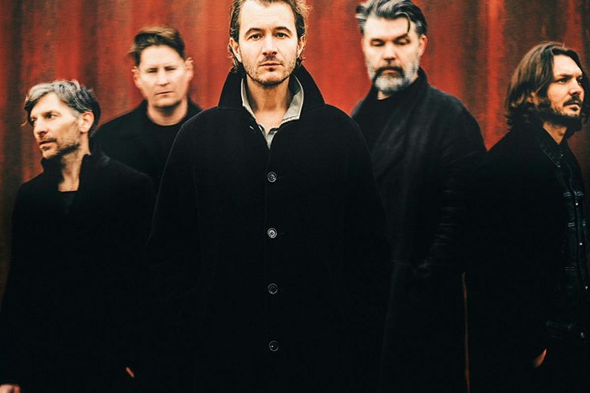 Editors: Acoustic + Signing