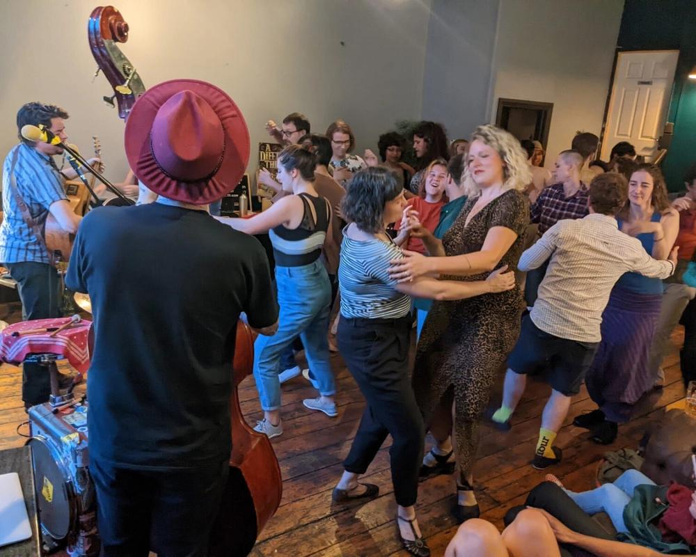 Blue Mondays - Weekly Blues Dancing Beginner's Week