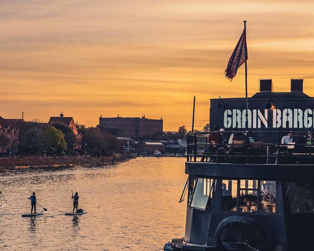 The Grain Barge
