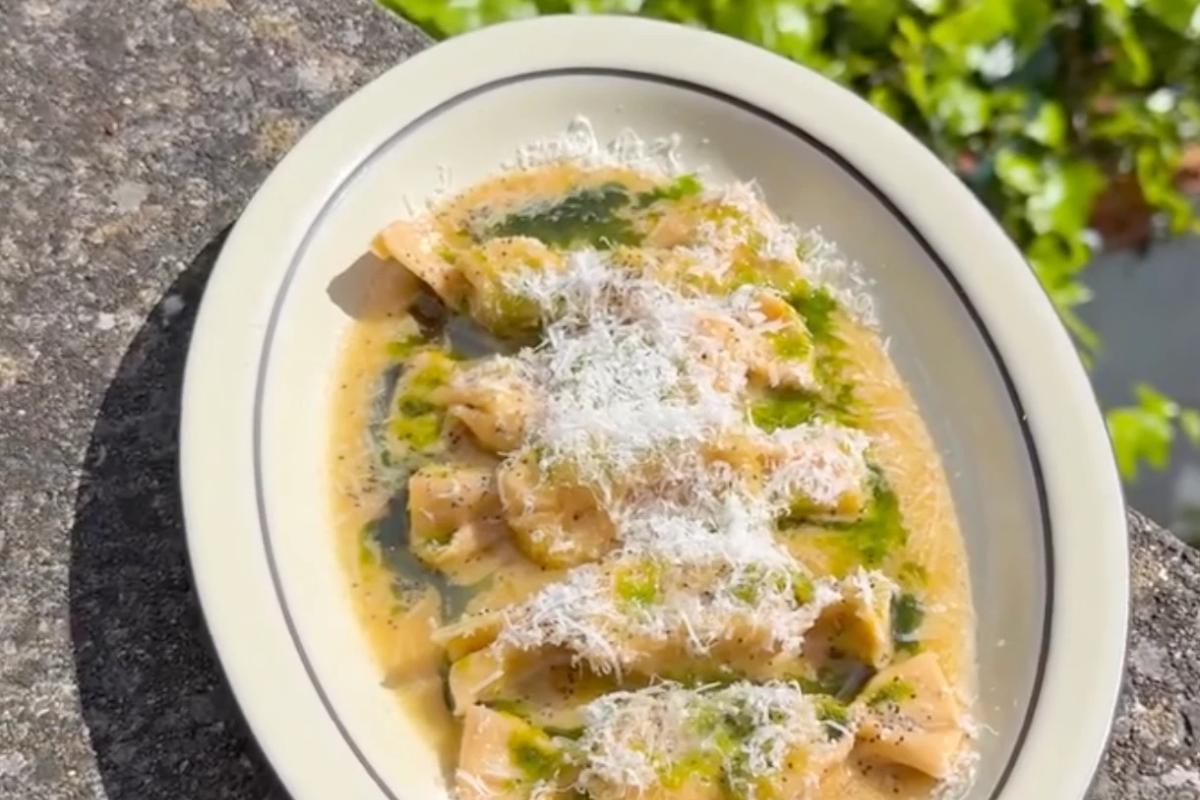 Pasta Boys: Square Sunday