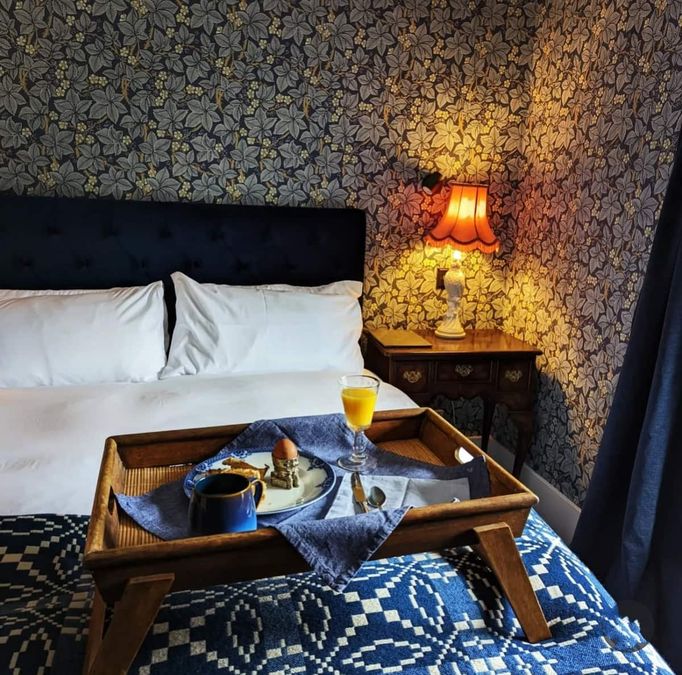 Breakfast in bed, no rush to get up