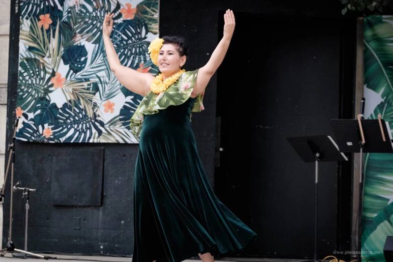 Live performance at AlohaFest Toronto