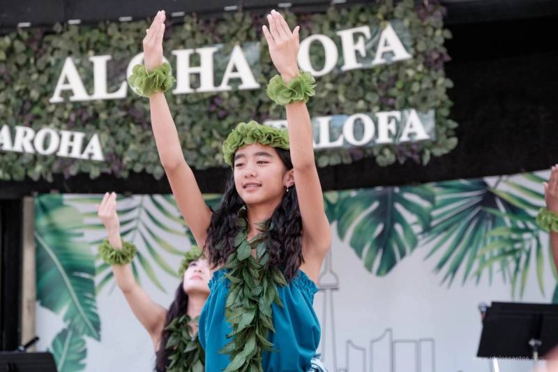 Tahitian dancers at AlohaFest Toronto