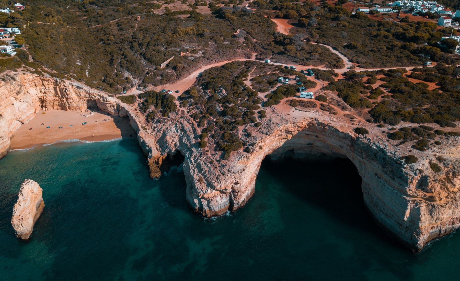 Portada del artículo: Portugal en coche: ruta de 7 días entre Lisboa, Alentejo y Algarve