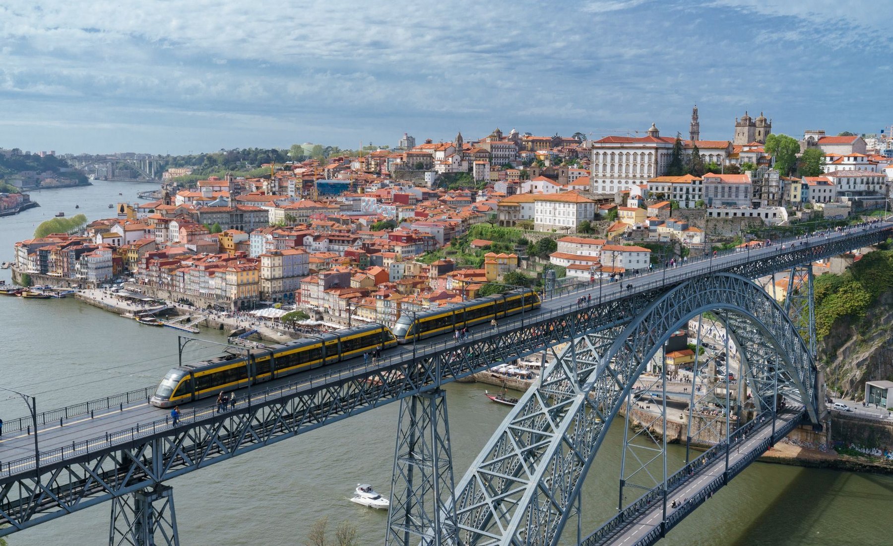 Portada del artículo: Europa: mejores zonas para dormir y lugares imprescindibles en 5 países