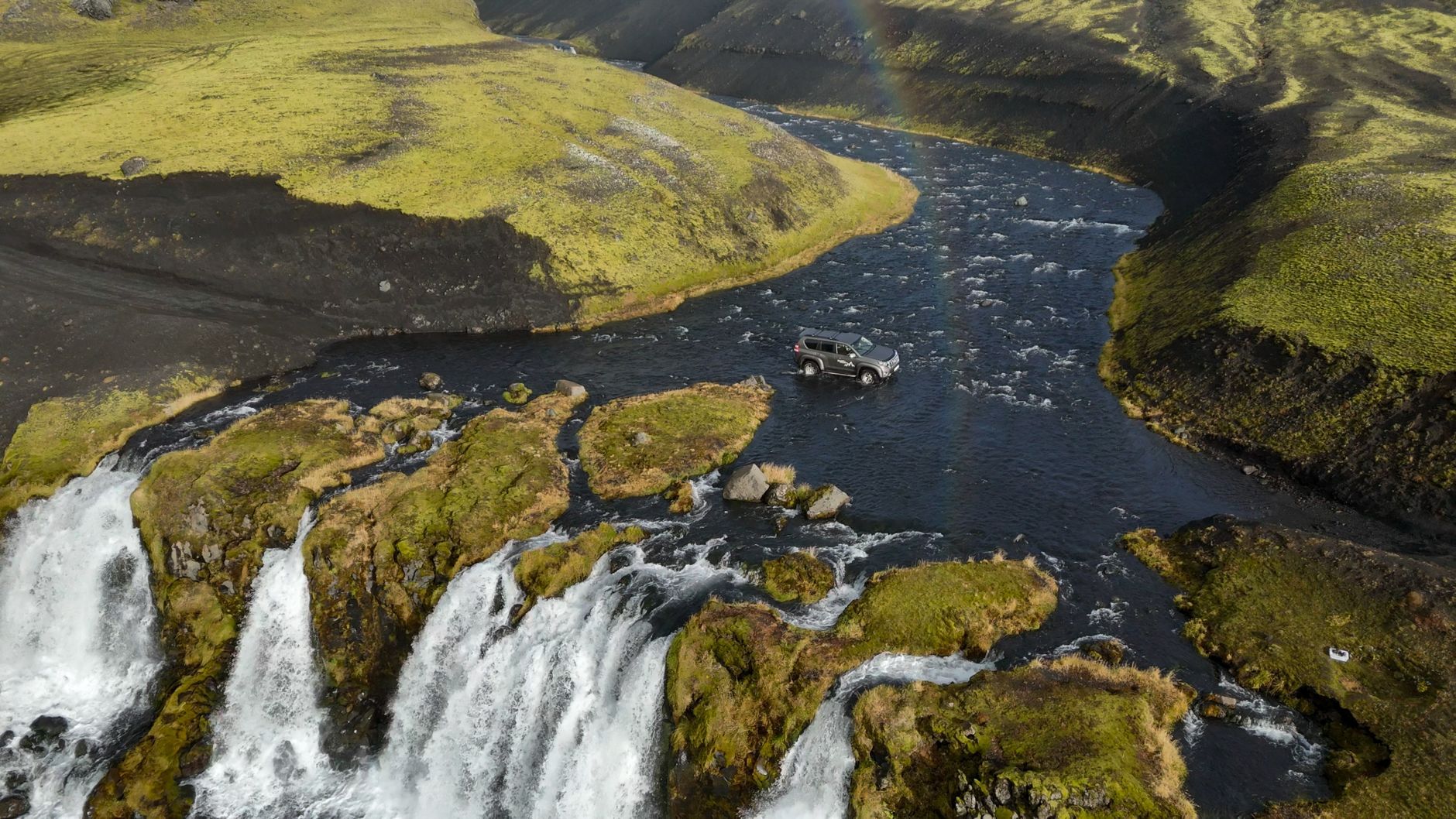 Portada del artículo: Islandia en 8 días: ruta por carretera para ver naturaleza salvaje